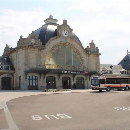 Chambre 4 Avec Sdb Privatif Et Communs A Partager Sehloue Saint-Brieuc Exteriör bild